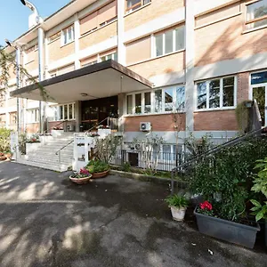 Гостевой дом Casa Per Ferie Opera Don Calabria Рим